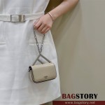 펜디 FENDI 퍼스트 사이트 가죽 나노백 13CM