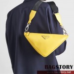 프라다 PRADA 남성 남자 2VH155 트라이앵글 로고 숄더 크로스백