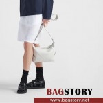 프라다 PRADA  엠보싱 삼각로고 숄더백 크로스백 2VH165