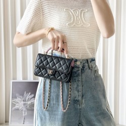 샤넬 CHANEL 핫 신상 23P CC 로고 탑핸들  체인백