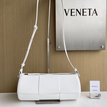 보테가베네타 BOTTEGA VENETA 미디엄 카네트 숄더백 741562