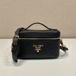 프라다 PRADA 미니백 레더 삼각 로고 토트 여자 숄더백 1BH202