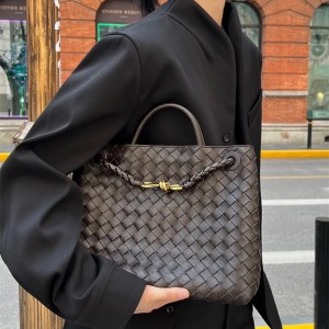 보테가베네타 BV 미디움 안디아모 토트백 743572 32.5cm