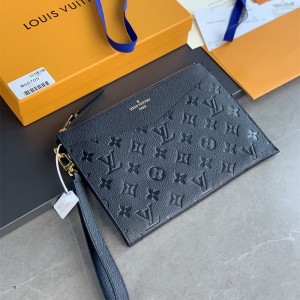 루이비통 Louis Vuitton 클러치백 데일리 파우치