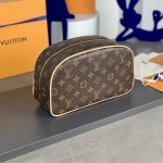 루이비통 Louis Vuitton  토일레트리백 25 파우치백 M47527