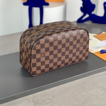 루이비통 Louis Vuitton 토일레트리백 25 파우치백 M47527