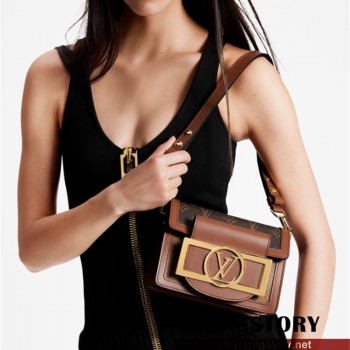 루이비통 Louis Vuitton 미니 도핀 락 XL 크로스백  M46537