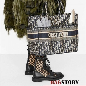디올 DIOR 북토트백 34.5cm
