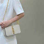 펜디 FENDI 신상 체인 크로스백