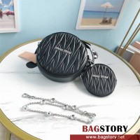 미우미우 MIUMIU 마틀라쎄 크리스탈 체인 탬버린백 5BH191