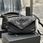 입생로랑 YSL 생로랑 35CM 루루 푸퍼 나일론  메신저 숄더백