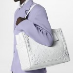 루이비통 Louis Vuitton 남성 신상 삭 플라 토트백 M21841