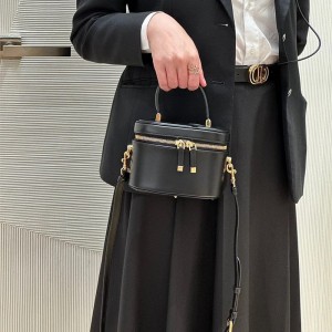 디올 DIOR 베니티 케이스 스몰