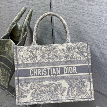 디올 DIOR 북토트백36CM