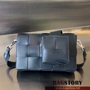 보테가베네타 BV 인트레치아토 파우치 스트랩 카세트백 741777