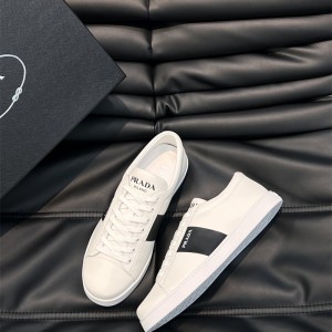 프라다 PRADA 스니커즈 운동화 신발
