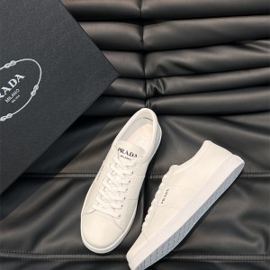 프라다 PRADA 스니커즈 운동화 신발