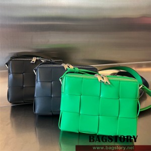 보테가베네타 BV  카세트 카메라백 730027