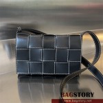 보테가베네타 BV  스티치 카세트백  758105