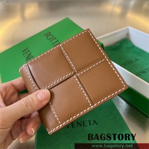 보테가베네타 BV 인트레치아토 반지갑 743004