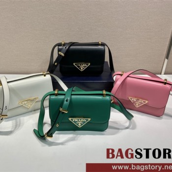 프라다 PRADA 신상 트라이앵글 로고 플랩 크로스 숄더백 1BD340