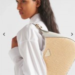 프라다 삼각로고 호보백 숄더백 1BC179