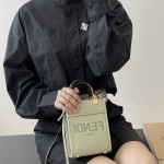 펜디 FENDI 선샤인 쇼퍼백 13CM