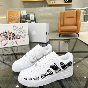 나이키 NIKE 스니커즈 운동화 신발