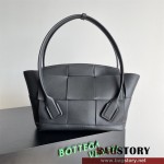 보테가베네타 575943 여성 아르코 스몰 토트백 575943