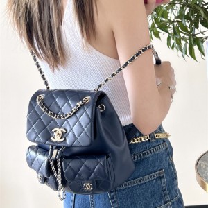 샤넬 CHANEL 핫 신상 23ss 듀마 더블 포켓 백팩 미디움 AS3860