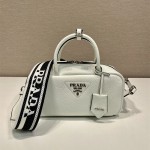프라다 PRADA 레더 탑핸들백 1BB102