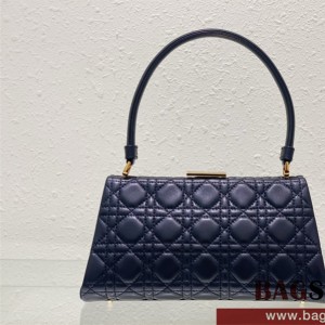 디올 DIOR 핫신상 레이디 핸드백