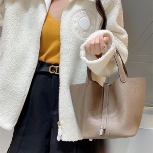 에르메스 HERMES 피코탄백 Togo가죽 22cm