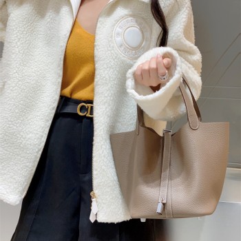 에르메스 HERMES 피코탄백 Togo가죽 22cm