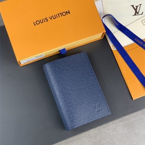 루이비통 Louis Vuitton 여권지갑