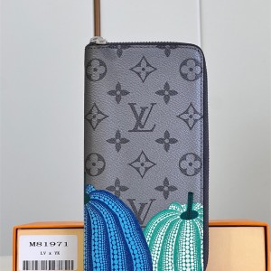 루이비통 LOUIS VUITTON LV x YK  지퍼 장지갑 M81971