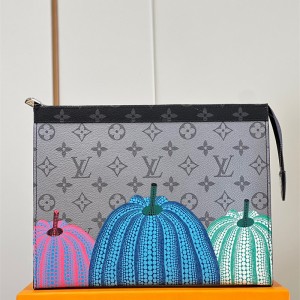 루이비통 Louis Vuitton LV x YK  포쉐트 보야주 MM 모노그램 클러치백  M81973