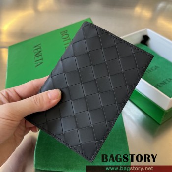 보테가베네타 BV 인트레치아토 여권지갑 607482