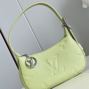 루이비통 Louis Vuitton 문미니 호보백 M82391