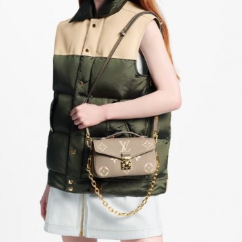 루이비통 Louis Vuitton 포쉐트 메티스 이스트 웨스트 M23081