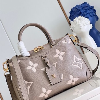 루이비통 Louis Vuitton  트라이아논 PM M46488