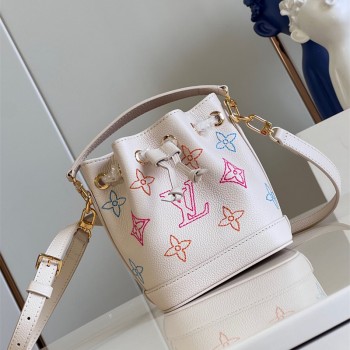 루이비통 Louis Vuitton 나노 노에 M81626