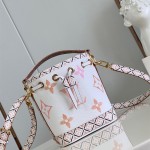 루이비통 Louis Vuitton 나노 노에 미니 크로스백 M82386