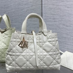 디올 DIOR   뚜주흐 미디엄백  28cm