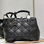 디올 DIOR 뚜주흐 라지백 37cm