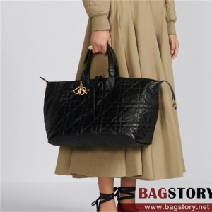 디올 DIOR 뚜주흐 라지백 37cm