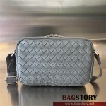 보테가베네타 BV 남성 인트레치아토 카메라백 710048