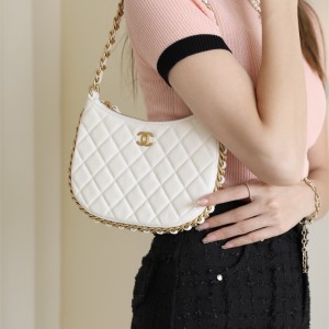 샤넬 CHANEL 신상 체인 호보백 스몰