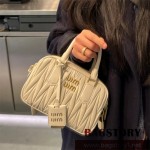 미우미우 MIUMIU 토트백