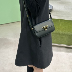 프라다 PRADA 가죽 숄더백 1BD339